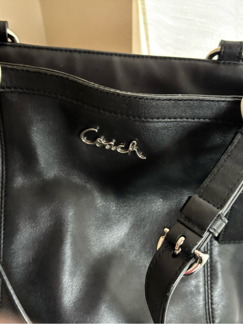 Coach Gallery vintage Black Leather Tote with Silver Accent Logo - Picture 6 of 11